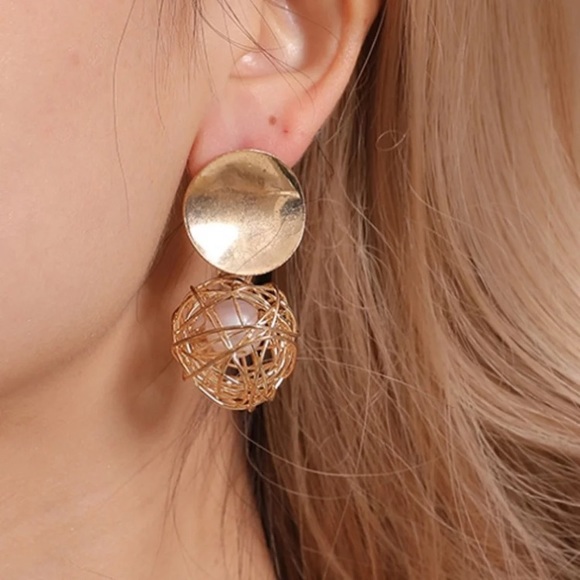 Fashion Gold Plated Geometric Ball Pearl Drop Earrings - Picture 2 of 4